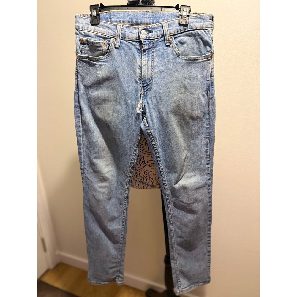 Classic 90’s style Levi's Light Wash Jeans 32 X 32.